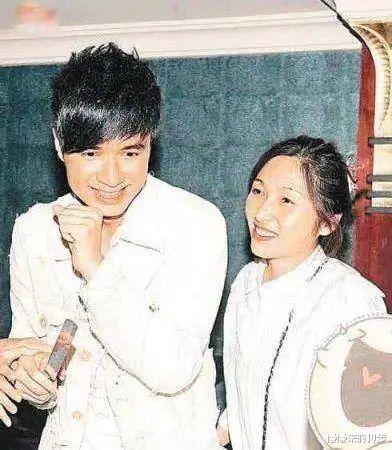 『周扬青』罗志祥周扬青恋爱9年分手：不想跟你结婚的男人，不如让他滚吧！！