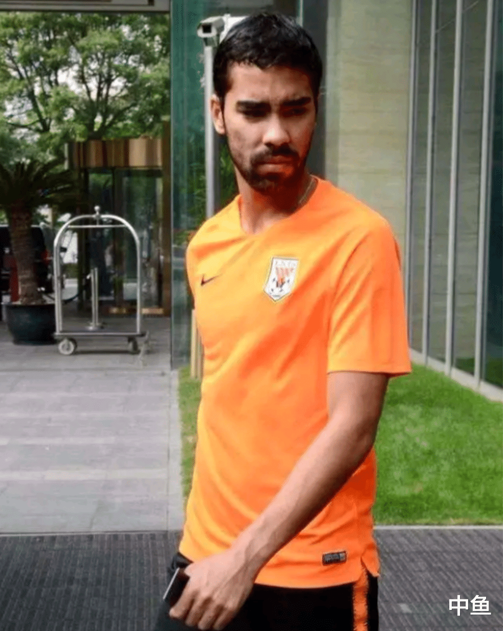 #里卡多·高拉特#高拉特归化受阻，德尔加多重改国籍，中国足球归化之路遇上险滩