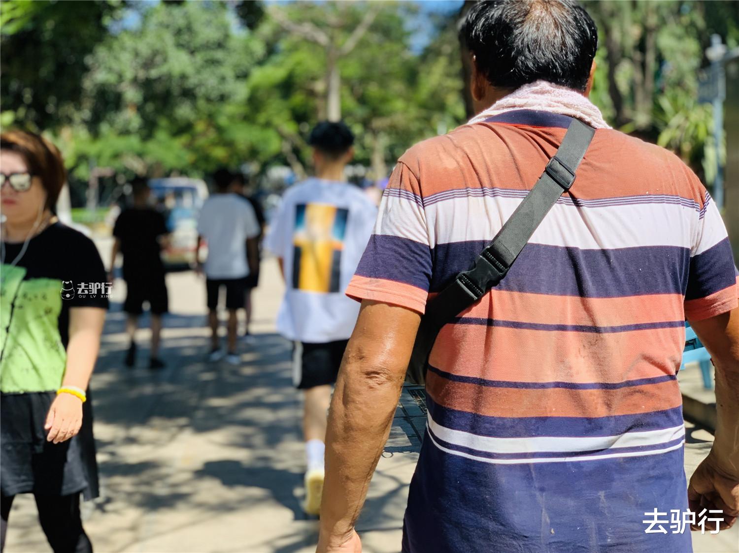 鼓浪屿|逃离鼓浪屿的年轻土著：坐拥别墅海景，却也抵不过现实的选择