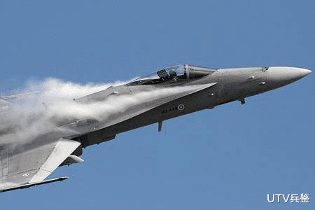 「高通骁龙」五代机中央电脑有多先进?F22两台电脑总内存600MB,苏57有2GB