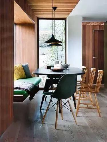 「」什么?家里也能弄卡座,还能和飘窗结合,简直是小户型的福音!