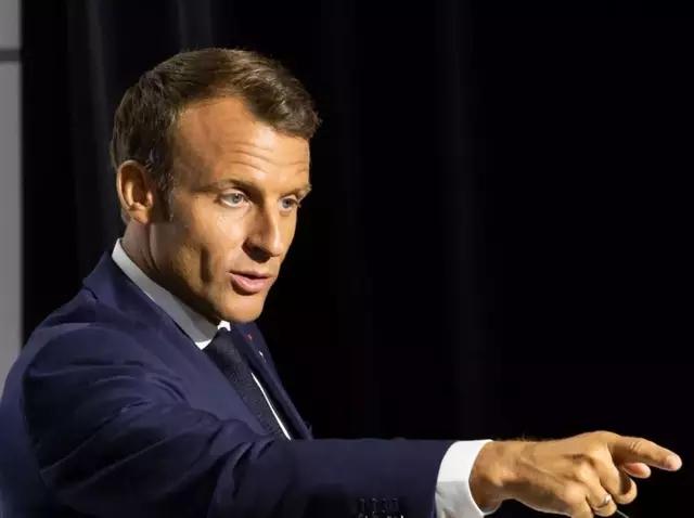 『印度』巴西总统偏爱“爷孙恋”！小43岁老婆丰腴美艳，凭啥嘲笑马克龙？