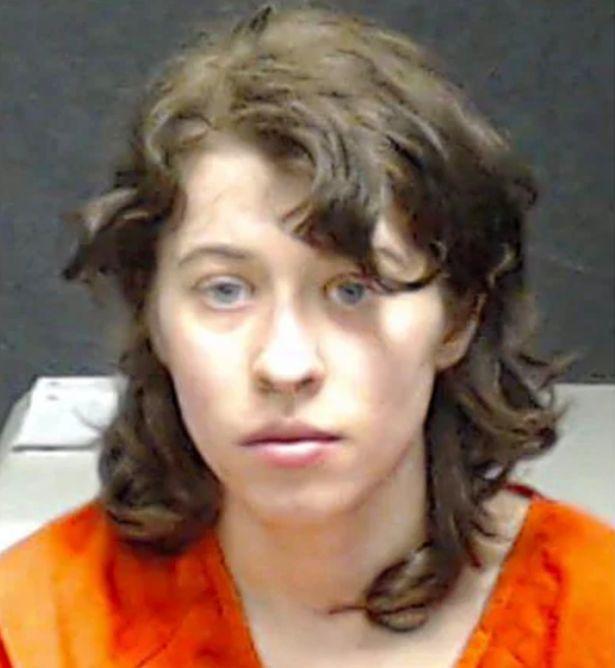 冰川思想库|美国农夫家门被疯狂敲响，光脚女子全身是伤求帮助，结果大跌眼镜