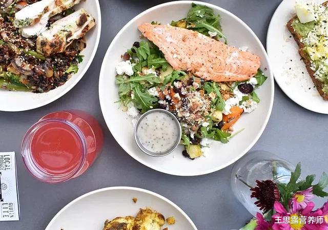 排便|不吃晚饭能减肥吗？内分泌科主任用几句话，就概括了答案