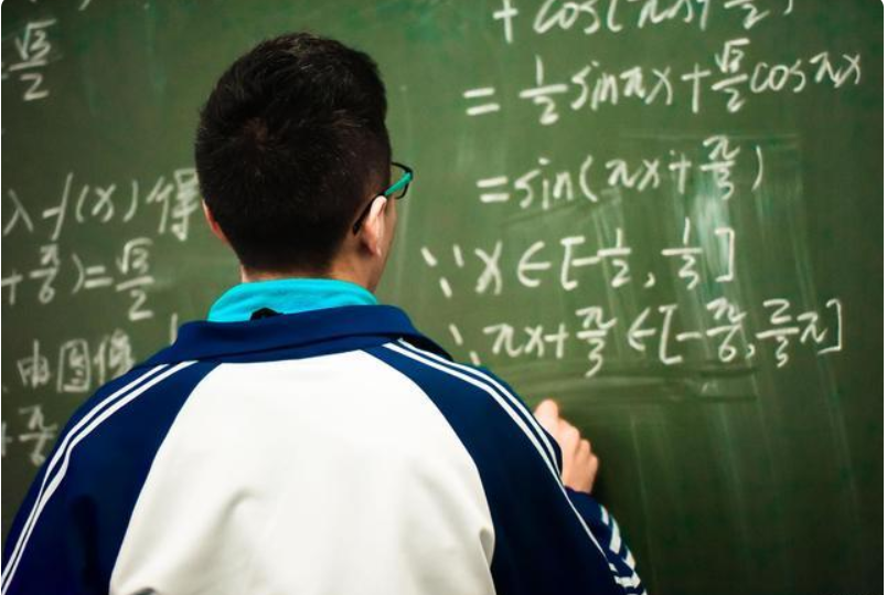 物理|新高考最难学的科目是什么?数学公认第一,第二化学物理不分伯仲