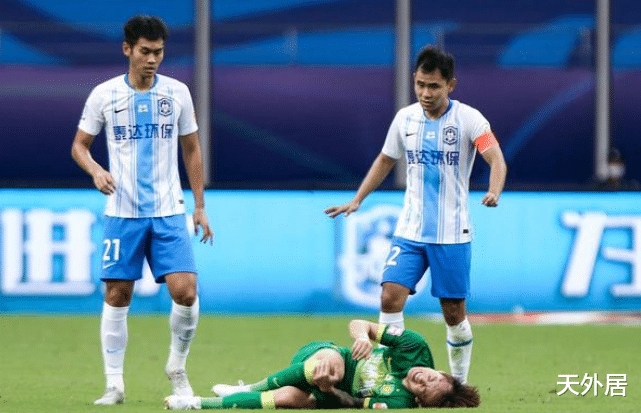 北京国安|官宣!新赛季中超赛季报销第一人:韧带断裂好惨,下赛季都悬了