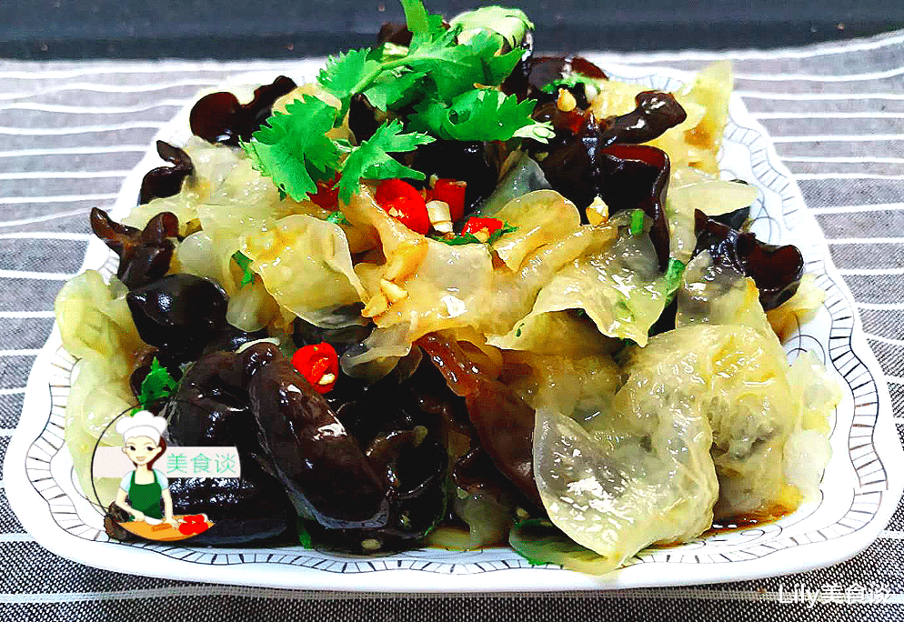 银耳▲五月，不吃肉也要吃它，铁是菠菜的20倍，还清肠刮油，拌一拌就好