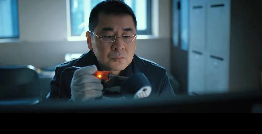 【犯罪嫌疑人】看完这部剧,叔圈要崛起了!