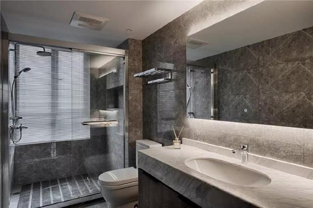 |132平黑白灰经典的现代风，邂逅简单与奢华