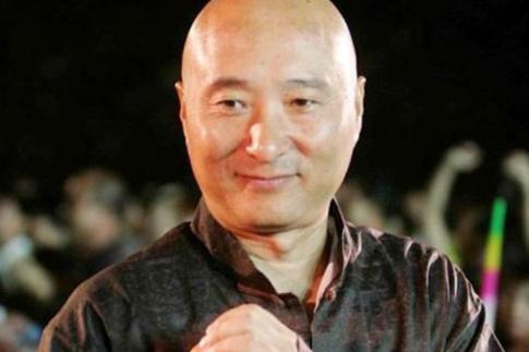 「陈佩斯」比起赵本山的恩怨大戏，隐藏了21年的“狠人”陈佩斯，才是真豪横