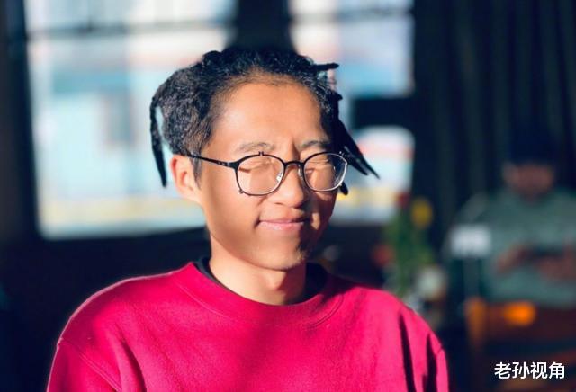 李诞|李诞公司真的不行了，老演员相继被淘汰，失去池子卡姆很无趣