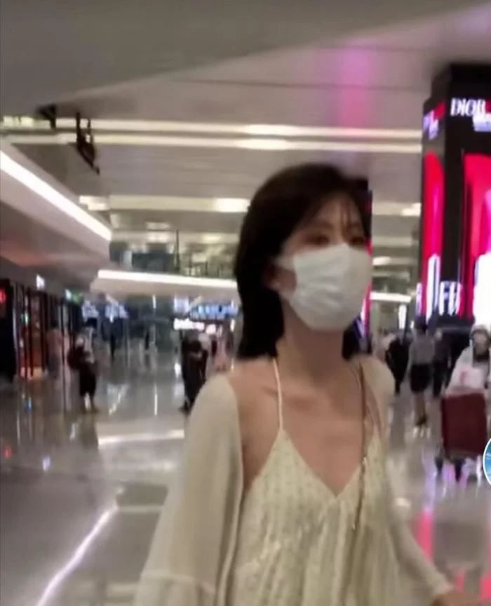 霍建华|要红先得瘦，又一女星成了“纸片人”，为减肥真是够拼啊