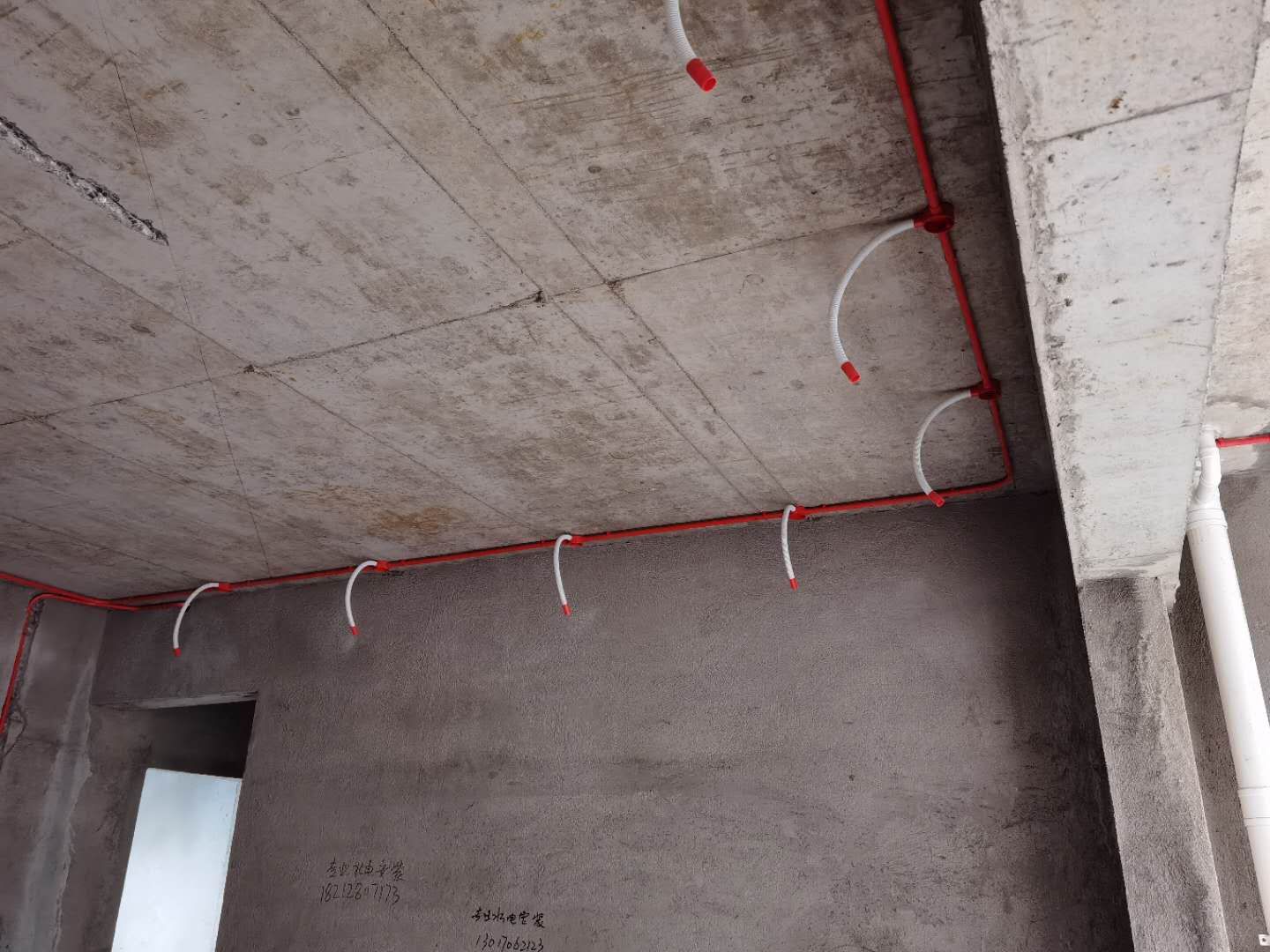 @电工和木工的施工纠纷，究竟谁对谁错