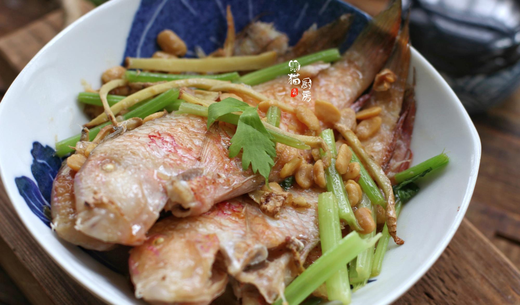 「饺子」潮汕人都很喜欢吃这鱼，10块钱一斤，盐都不用放，肉质鲜美无比