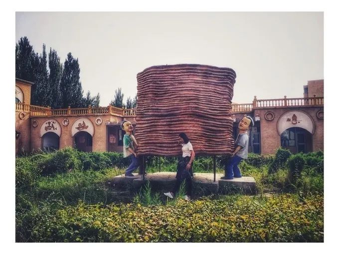 「新疆维吾尔自治区」请放下原来对南疆的理解，来看看她秀外慧中，钟灵毓秀的一面