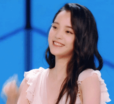 欧阳娜娜|那个全网女孩都想活成她的欧阳娜娜,说白了也是一个悲剧性人物