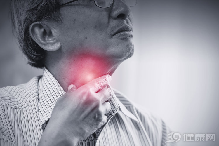 喉癌|喉癌不治疗还能活多久？回老家安养行不行？医生跟你说说心里话