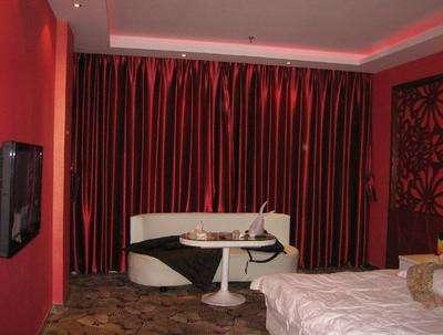 |这四种窗帘不要挂家里,若不是大师透露,我家差点就犯了大忌