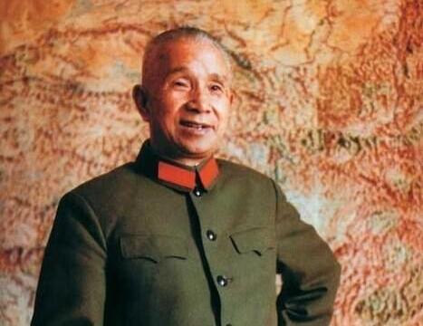 「粟裕大将」1979年粟裕大将访日，一位日本老人突然拜访，为何见面后称老首长？