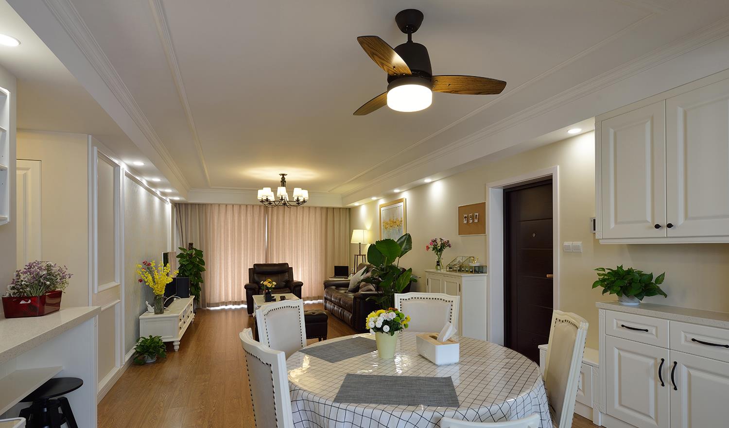 ▲住了5年的房子,装修不过时,跟新的一样,有个爱干净的老婆真好