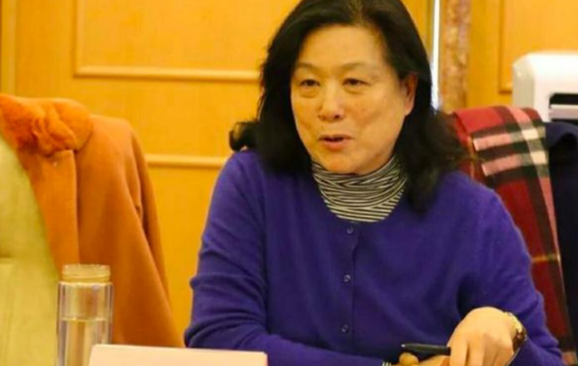 徐少华|朱琳：被传与徐少华“假戏真做”，53岁再婚，68岁丁克无子女