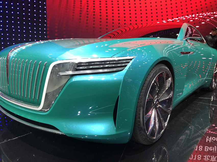 『红旗』红旗又赢了！新车“换标”比迈巴赫漂亮10倍，40万起开出100万面子