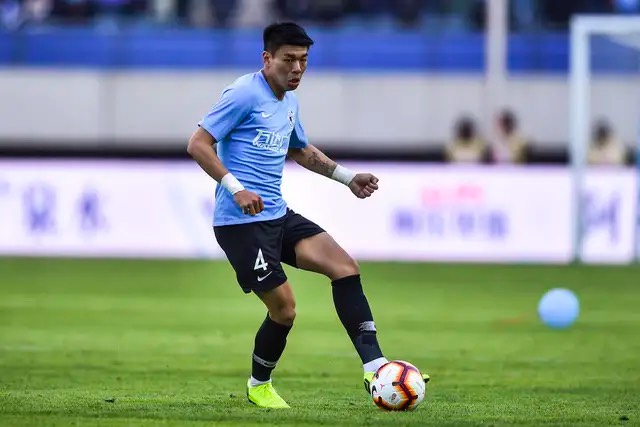 [陶强龙]左路小白龙，右路陶强龙，新核心占据中路，大连人4231阵容浮现