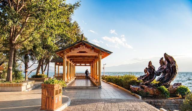 普吉岛 适合冬天旅行养老的城市,三亚人气旺,大理诗情画意,我都想去了