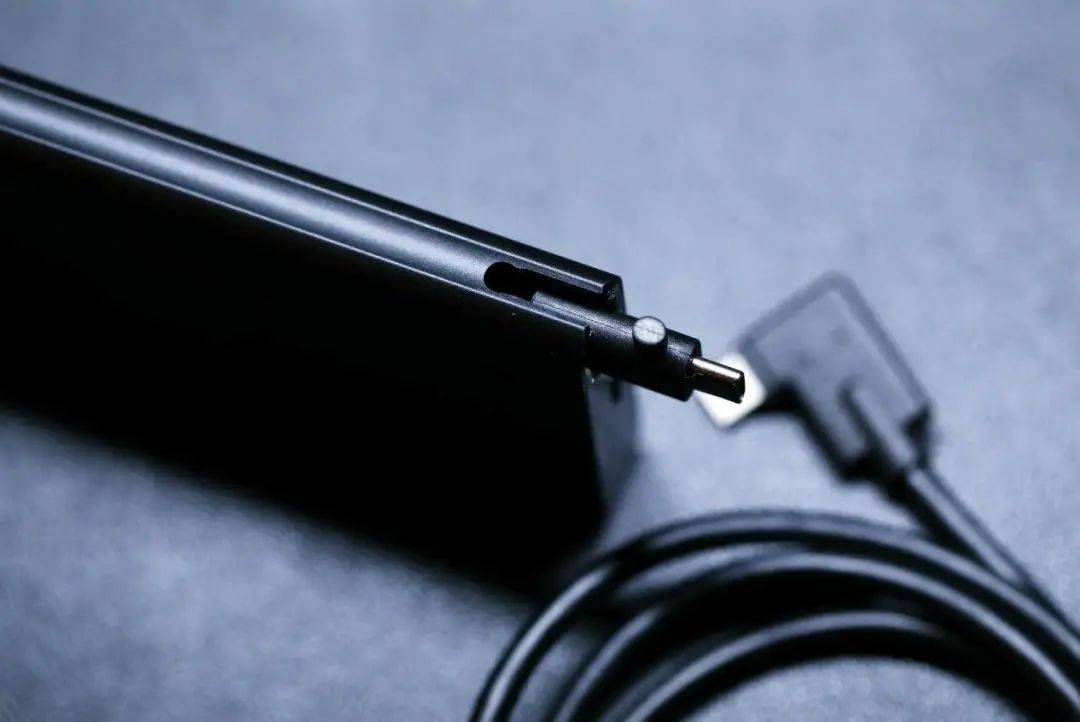 |MacBook Pro扩展显示器及生产力配件布局