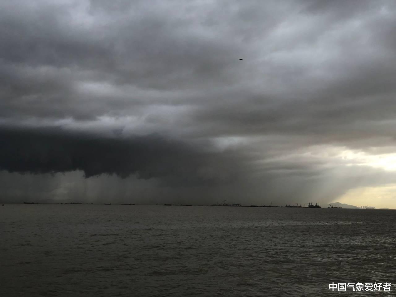 『科学家』一周降0.5度！太平洋“腰部”迅速变冷，拉尼娜正在飞速靠近？