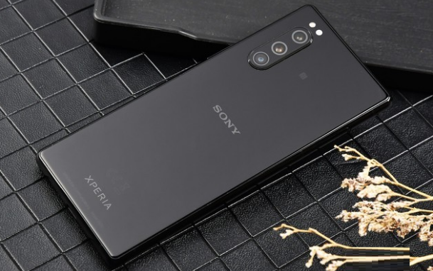 索尼Xperia|日本“天价手机”遇冷，上市时价格堪比苹果，断崖式降价也无人买
