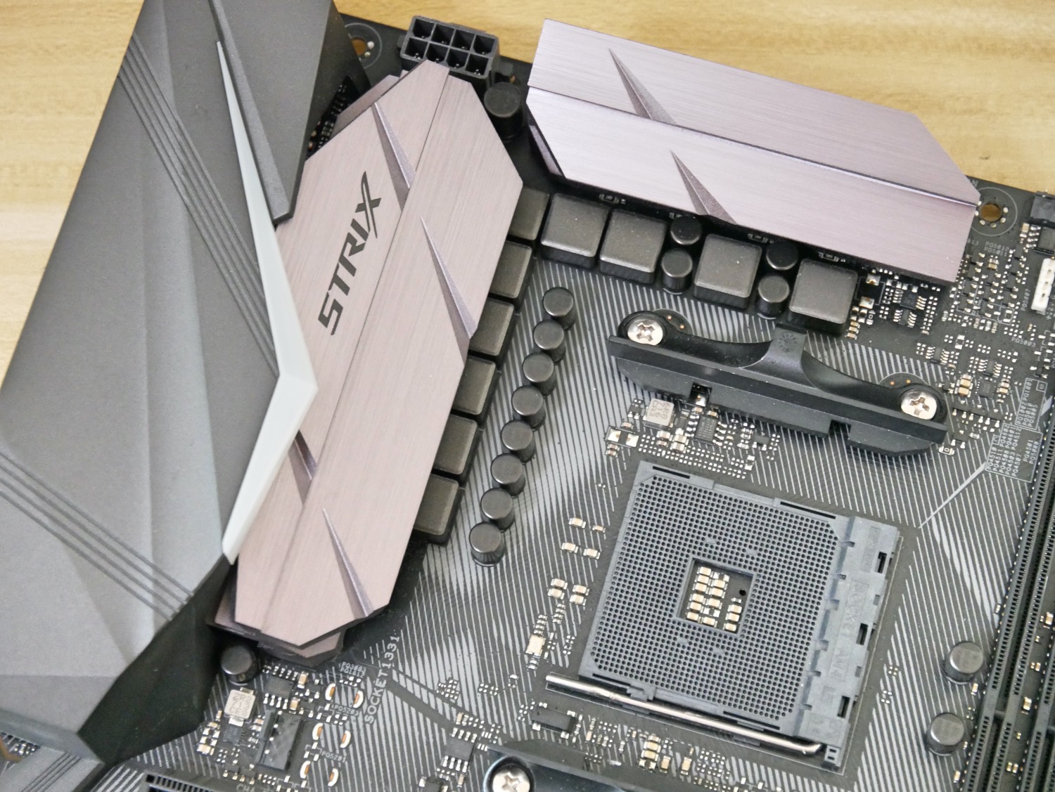 机箱|突如其来的装机——2K 预算如何装一台 3500X