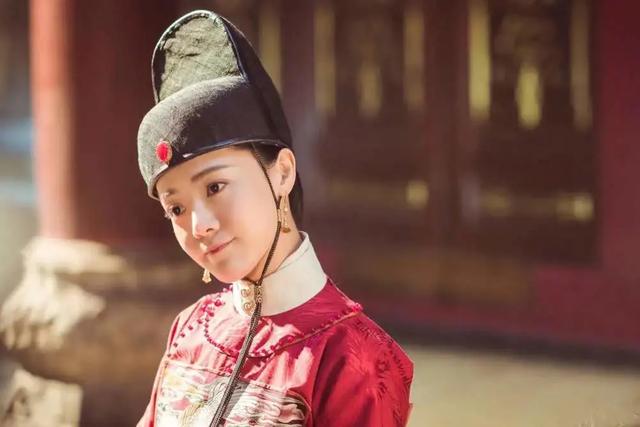 邓家佳▲艳压汤唯之后，又把王鸥比下去了！邓家佳绝对是“女主杀手！”