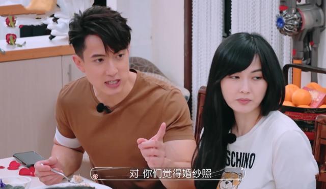「花木兰」林丽吟15岁照片好美，拒绝补拍婚纱照，吴尊难以理解