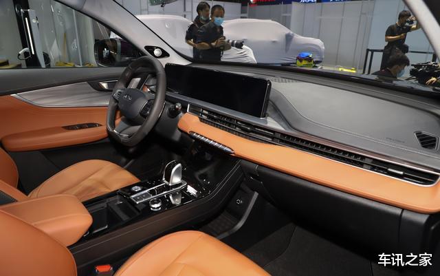 轿车|再过3天就上市，全系自动挡+197马力，内饰很高级，13.19万起