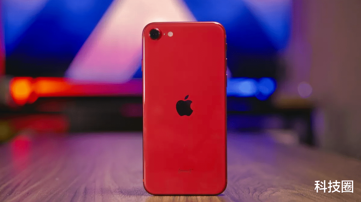 「iPhone SE」iPhone SE差评和预计的一样，3299够便宜并不适合所有人