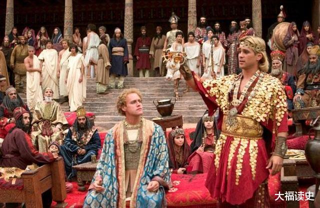 波斯|亚历山大灭亡波斯，俘虏了一万波斯贵妇，他是如何处理的？