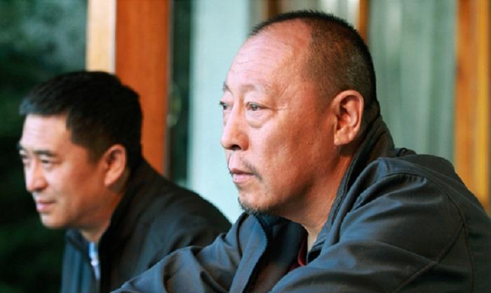 本以为倪大红“咖位”已经够高了，没想到爸爸名气比儿子更大