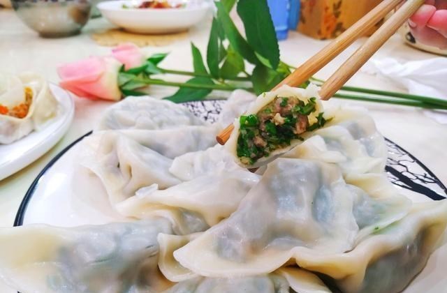 食材@6月吃饺子韭菜靠边站，就爱这个馅，香到流口水，连吃8个都不过瘾
