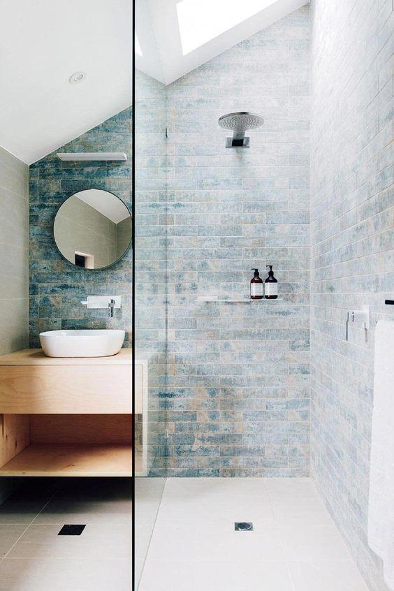 「」淋浴房只做一半！少花一大笔钱，挡水一样没问题，实用