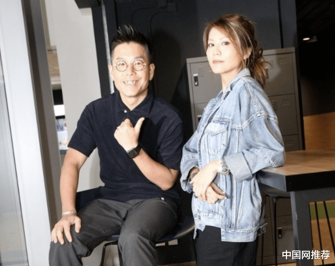 林晓峰|林晓峰离婚数月被曝有新欢，女方酷似前妻康子妮