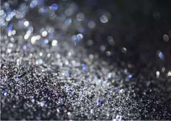 【钻石】世界上最硬的物质，可以轻松的把钻石切开，你见过吗？