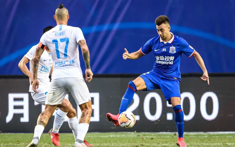 欧联杯|金信煜重伤！崔康熙一招鲜埋隐患，申花王牌机会来了马丁斯难留队