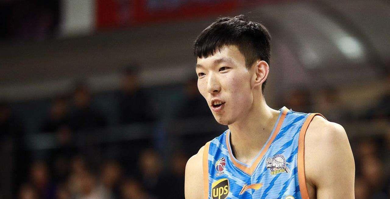 「周琦」惊！周琦因发文宣传再次被喷，网友：赶快退役吧！