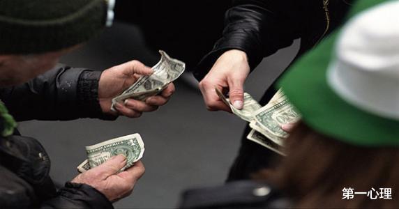 第一心理|毫无偿还能力的亲戚找你借钱，应该怎么办？心理专家教你两招