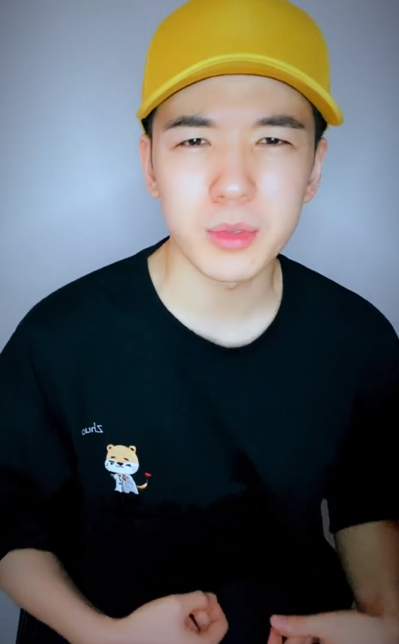 芒果台■仝卓在网上正式道歉后,《快本》镜头全部被剪掉,芒果台P图师太牛了