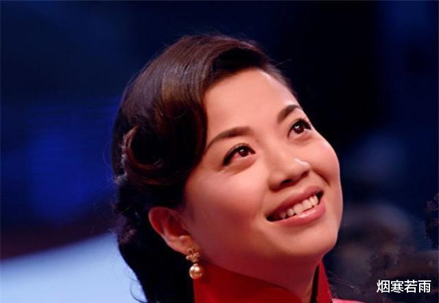 张也：她是23次春晚的\钉子户\，突然销声匿迹5年之久，原因让人难受