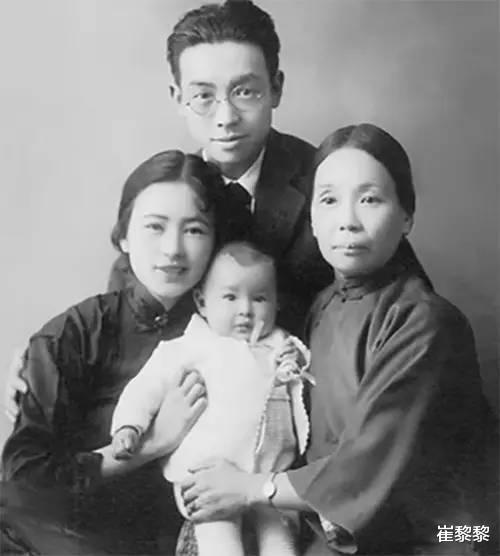 『梁启超』梁启超的妾，一生无名分，为梁家养出了九子才俊，82岁却曝尸牛棚