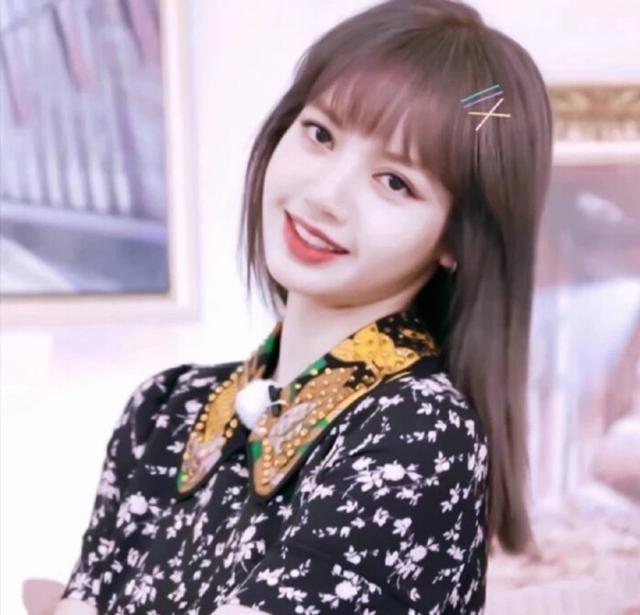 lisa|总喜欢委屈卖惨，却拿到最多的歌词，LISA人设在崩塌边缘