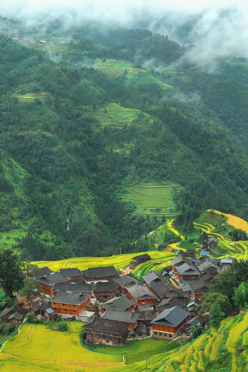 柿子|正适合秋天小住三五天的12个古村落，安逸而静谧，累了就去躲三两天清净